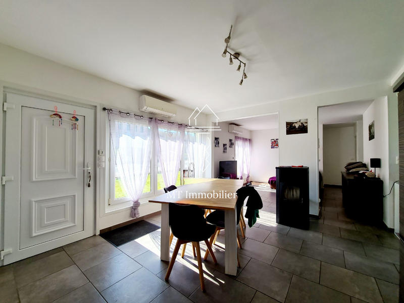 Maison - 94 m² - 5 pièces