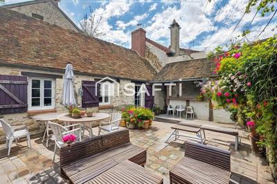 Maison - 170 m² - 6 pièces