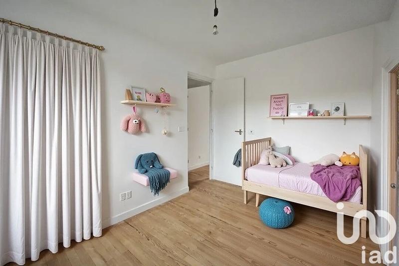 Maison - 94 m² - 4 pièces