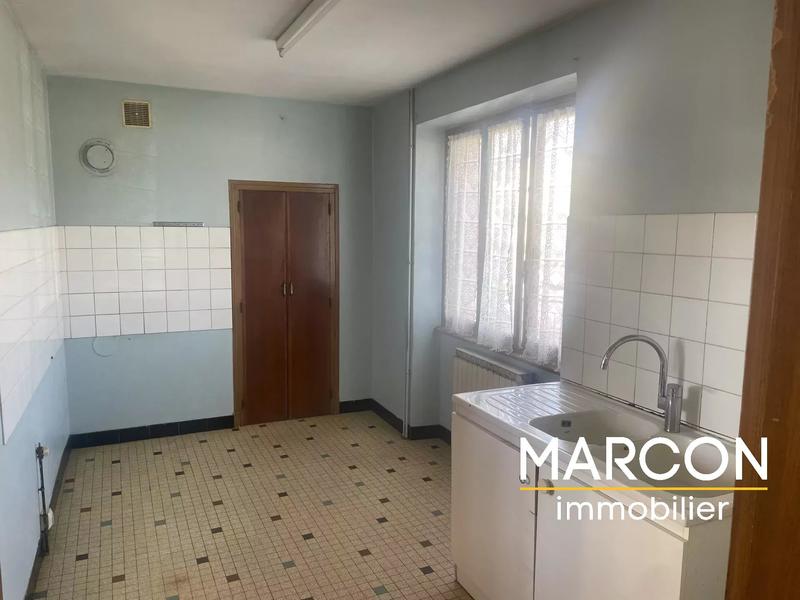 Maison - 104 m² - 6 pièces