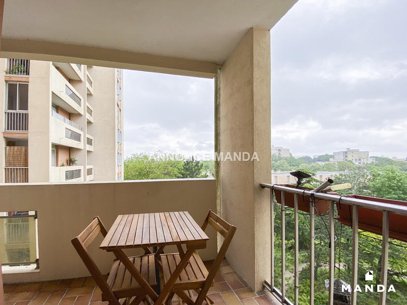 Chambre - 14 m² - 6 pièces