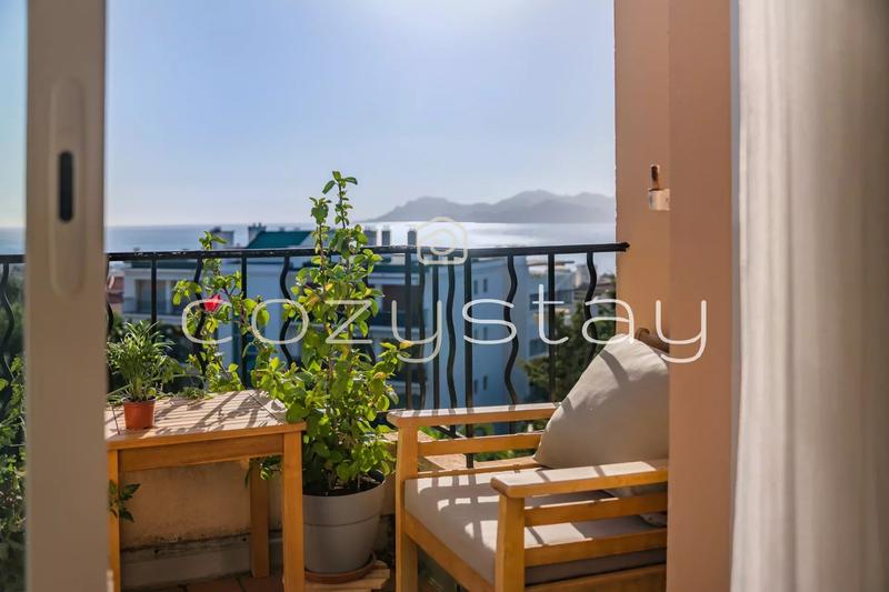 Appartement - 100 m² - 4 pièces