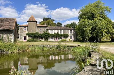 Château - 480 m² - 12 pièces