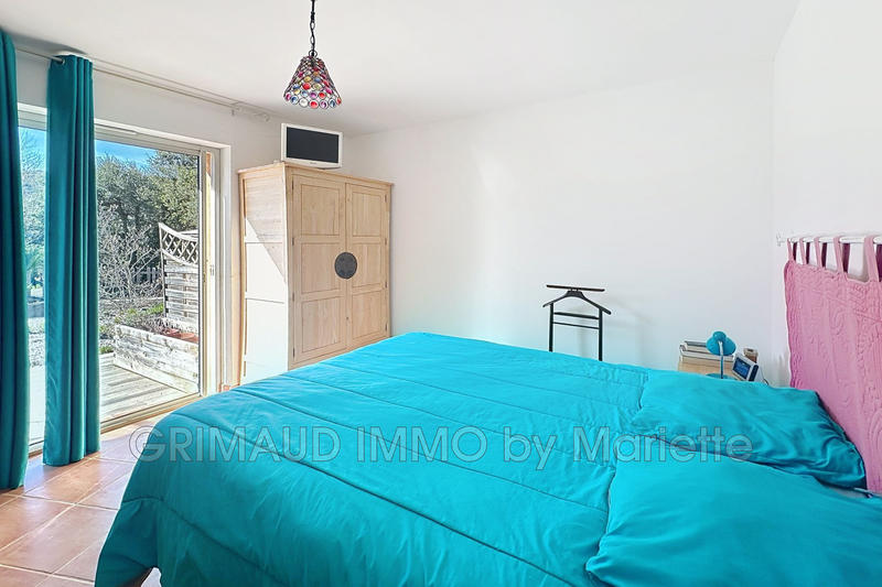 Maison - 248 m² - 7 pièces