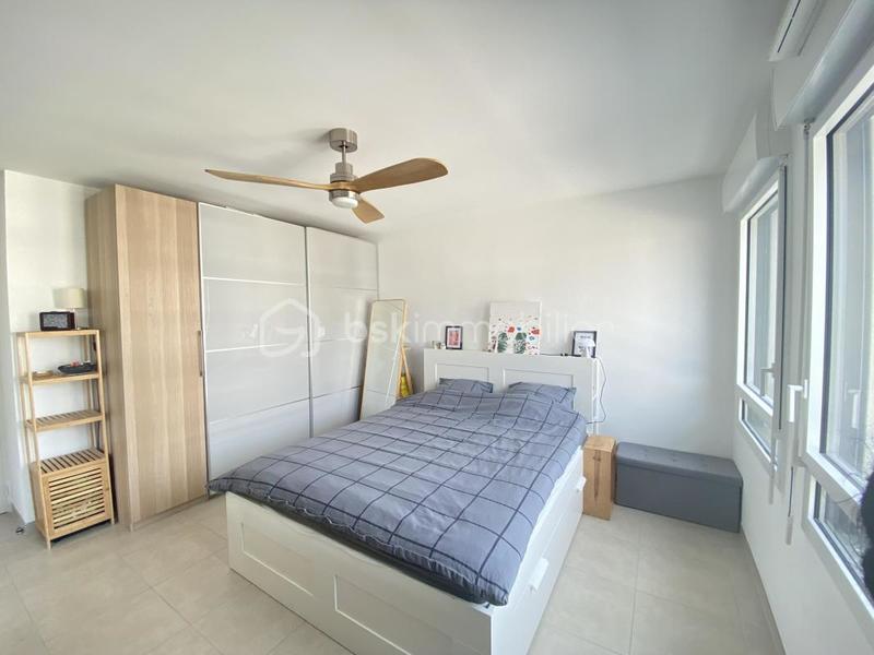 Appartement - 98 m² - 4 pièces