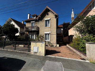 Maison - 160 m² - 7 pièces
