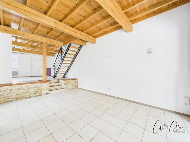 Maison de village - 83 m² - 4 pièces