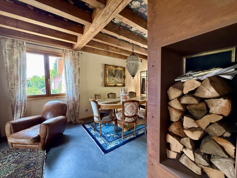 Demeure - 175 m² - 5 pièces