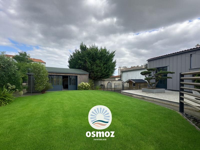 Maison - 236 m² - 6 pièces