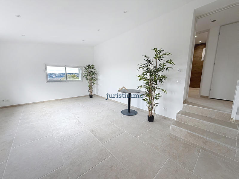 Villa - 109 m² - 5 pièces