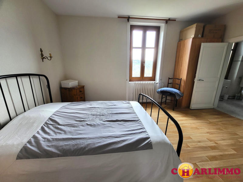 Maison traditionnelle - 182 m² - 8 pièces