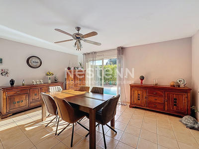 Maison - 157 m² - 6 pièces