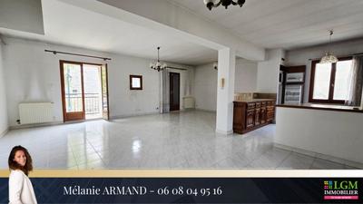 Maison de ville - 197 m² - 4 pièces