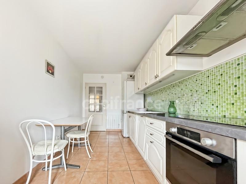 Appartement - 83 m² - 4 pièces