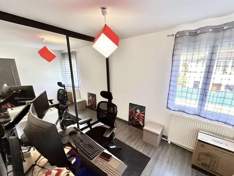 Maison - 115 m² - 6 pièces