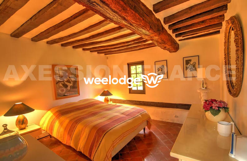 Maison - 96 m² - 7 pièces