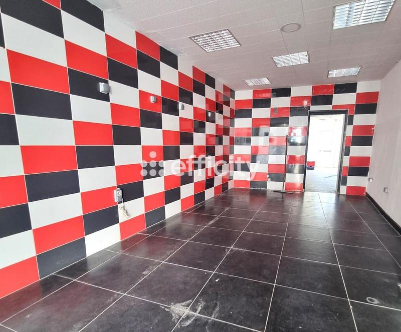 Bureau - 80 m² - 3 pièces