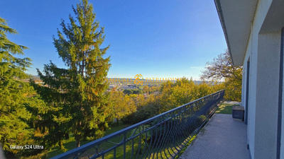 Maison - 96 m² - 4 pièces