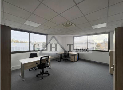 Entrepôt - 1 113 m²