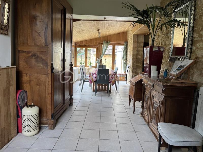 Maison en pierre - 203 m² - 10 pièces