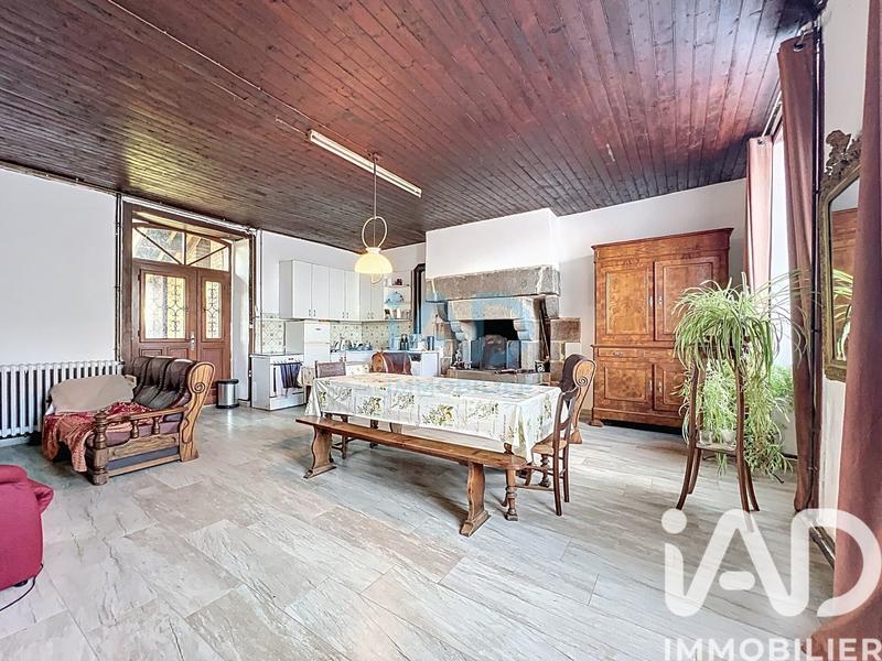 Maison - 183 m² - 8 pièces