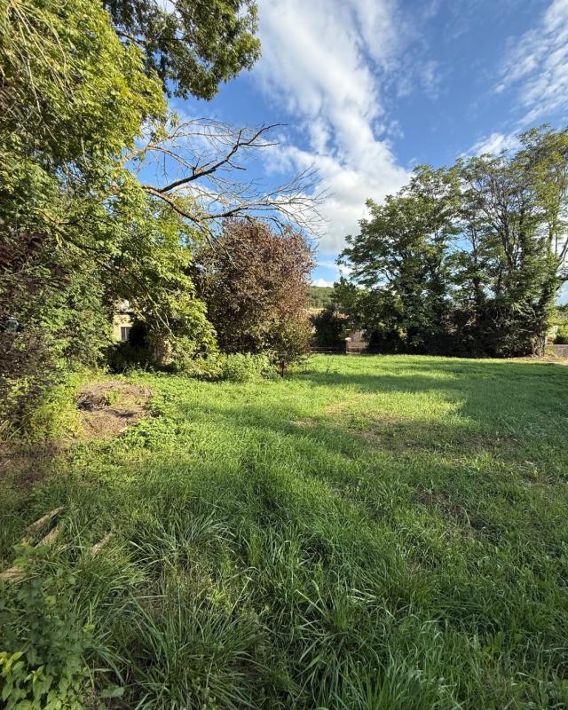 Terrain constructible - 650 m²