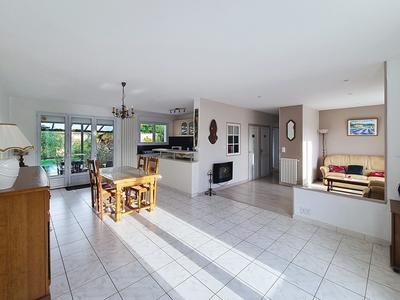 Maison - 118 m² - 5 pièces