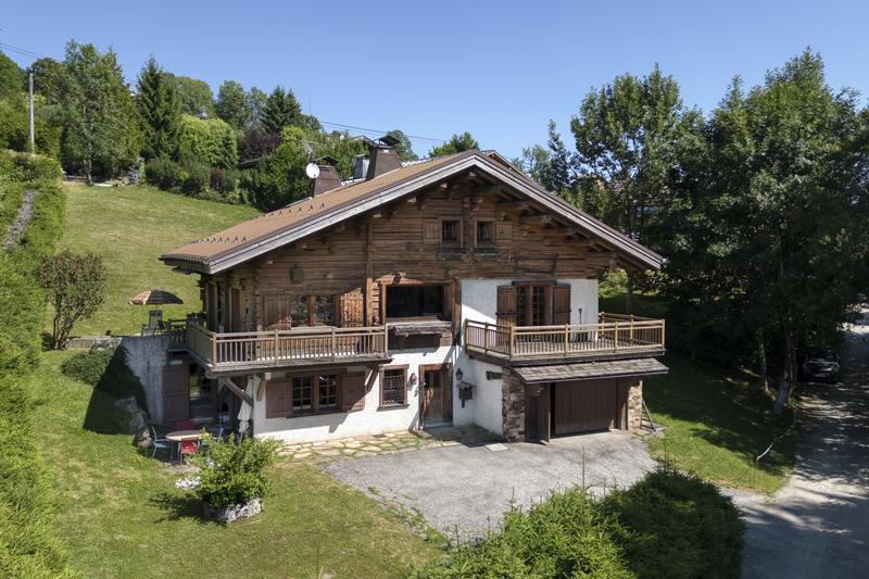 Châlet - 206 m² - 6 pièces