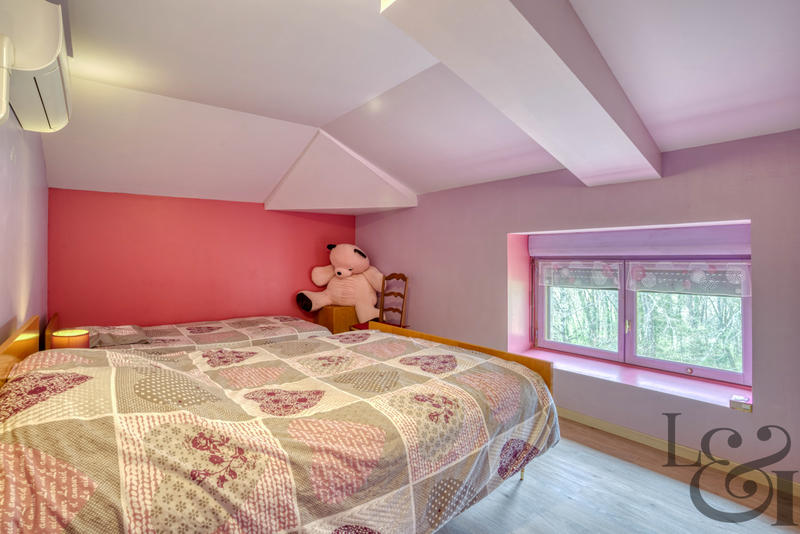 Maison - 321 m² - 9 pièces