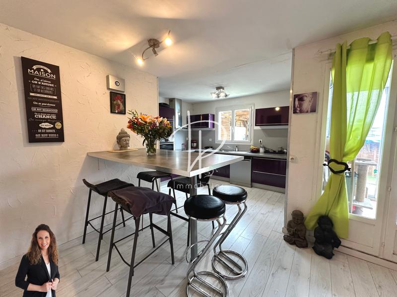 Maison - 95 m² - 5 pièces