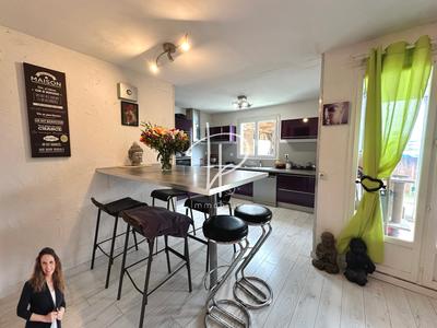 Maison - 95 m² - 5 pièces