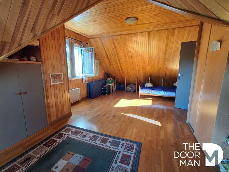 Maison - 107 m² - 6 pièces