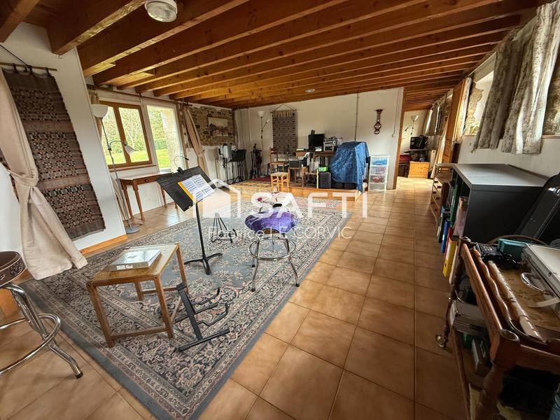 Maison - 285 m² - 13 pièces
