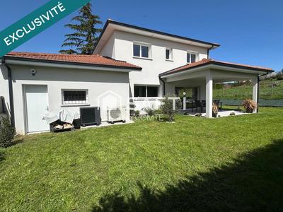 Maison - 136 m² - 5 pièces