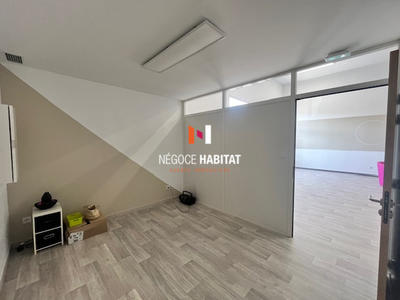 Local commercial - 285 m²