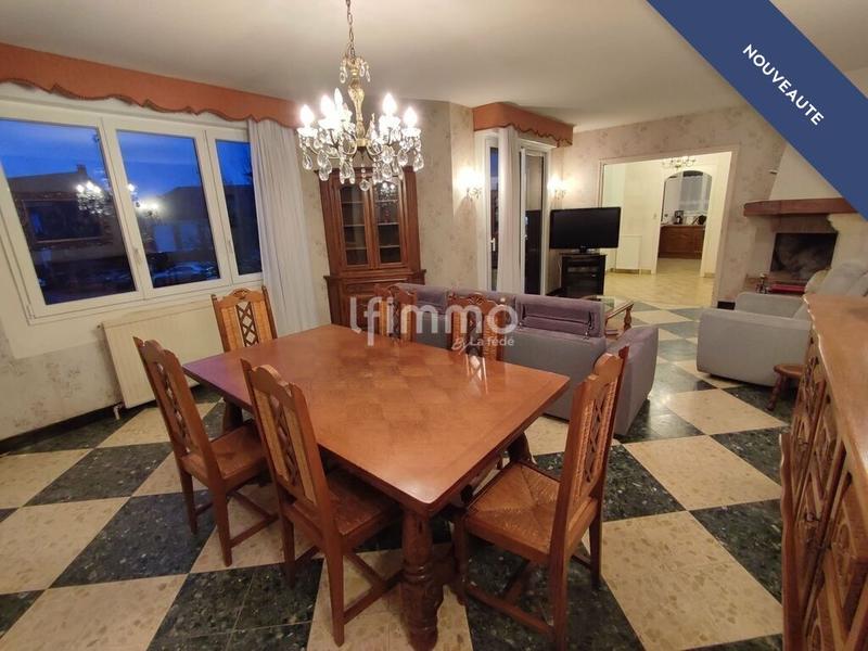 Maison - 102 m² - 5 pièces