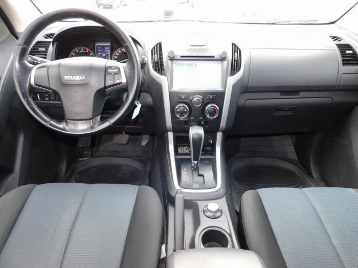 Isuzu d-max 2.5 Td 163 Space Solar Plus a/C 4x4 Automatic