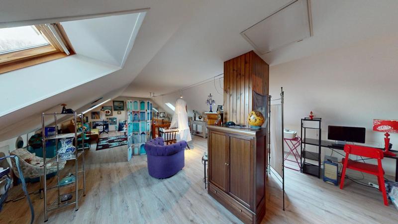 Maison - 143 m² - 5 pièces