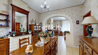 Maison - 190 m² - 8 pièces