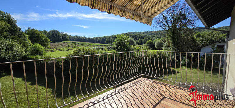 Maison - 143 m² - 7 pièces