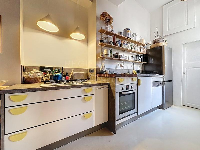 Appartement - 110 m² - 4 pièces