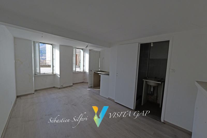 Maison - 107 m² - 6 pièces