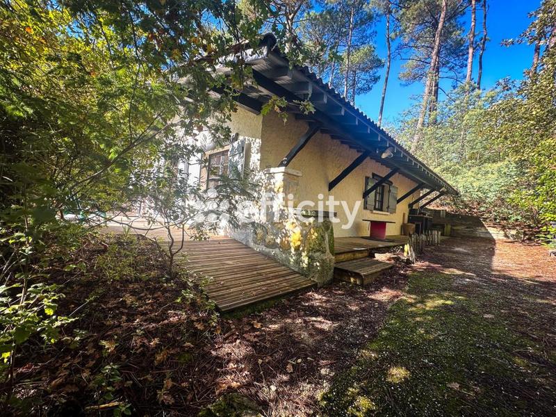 Maison - 91 m² - 4 pièces