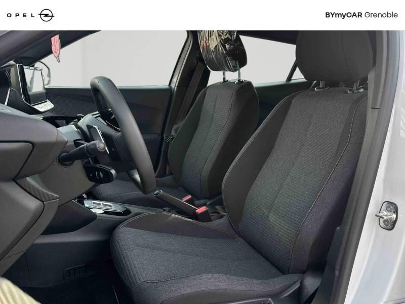 Peugeot 2008 Hybrid 136 e-Dcs6 Style