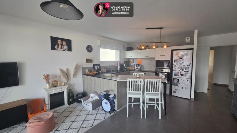 Appartement - 92 m² - 5 pièces