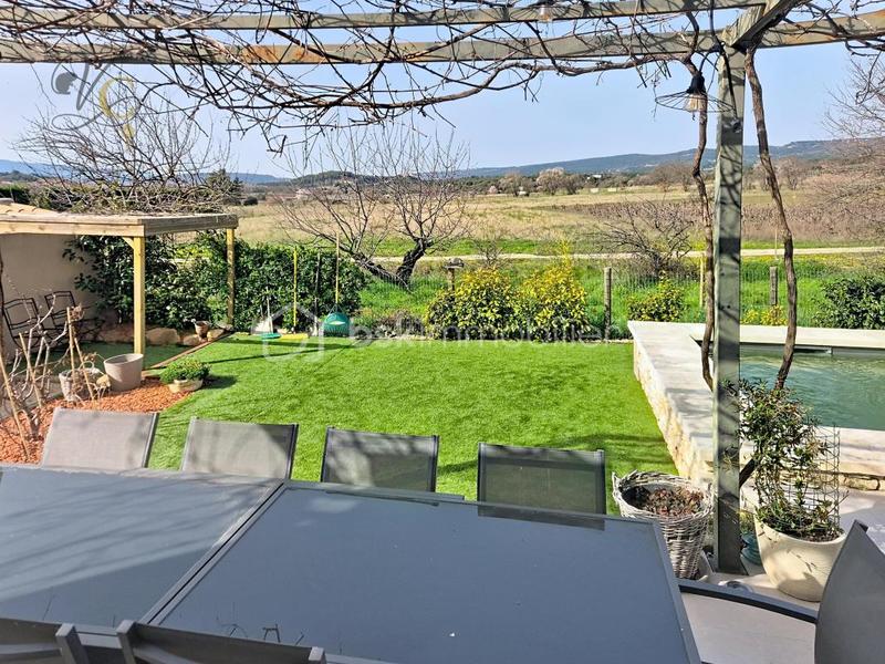 Maison - 106 m² - 4 pièces