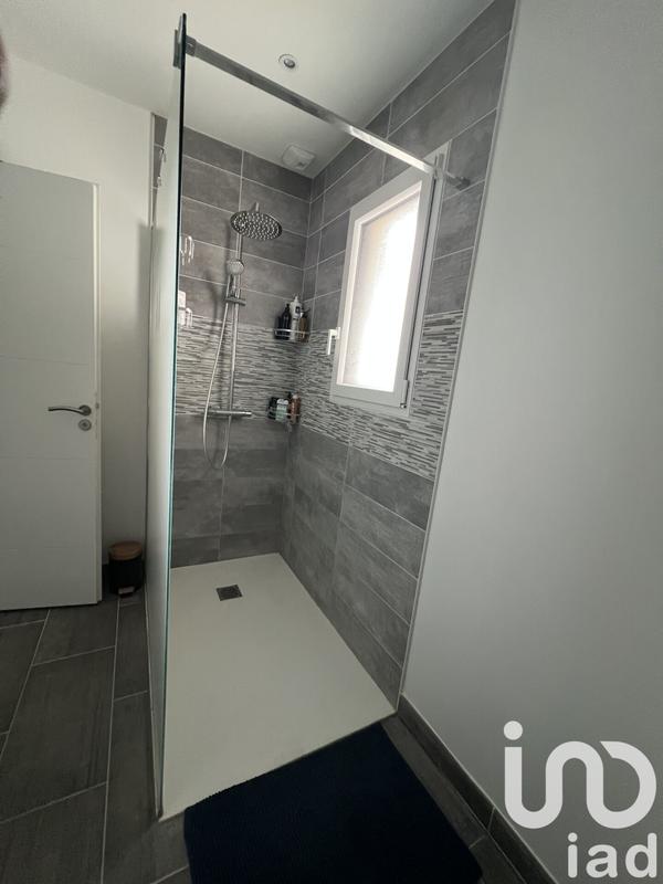 Maison - 92 m² - 5 pièces