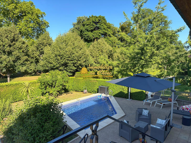 Maison - 135 m² - 6 pièces