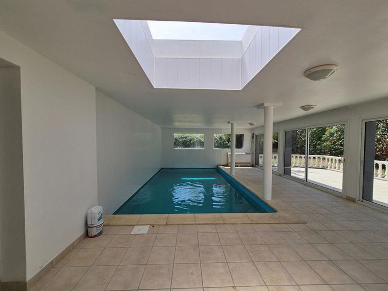 Maison - 180 m² - 7 pièces