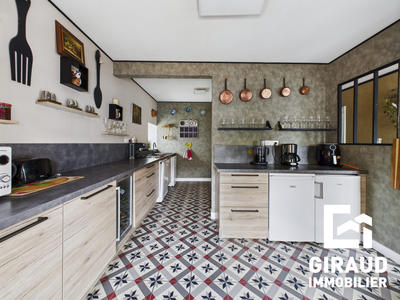 Maison ancienne - 174 m² - 6 pièces